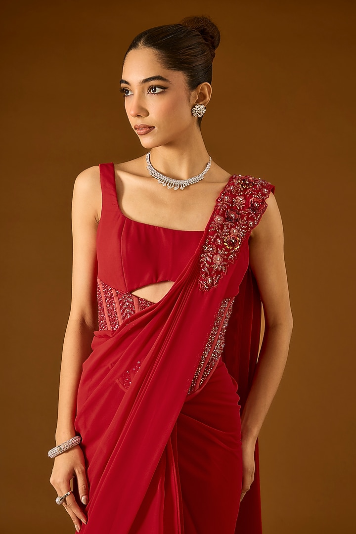 Red Georgette Pre-Draped Wedding Saree Set by Yoshita Couture at Pernia's Pop Up Shop