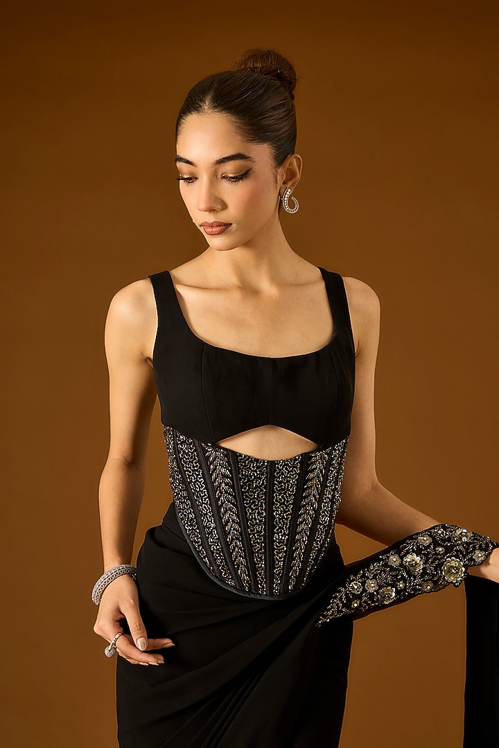 Black Georgette Pre-Draped Wedding Saree Set by Yoshita Couture at Pernia's Pop Up Shop