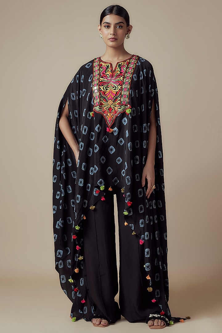 Black Tie-Dyed Crepe Kashmiri Hand Embroidered Kaftan Set by Yoshita Couture at Pernia's Pop Up Shop