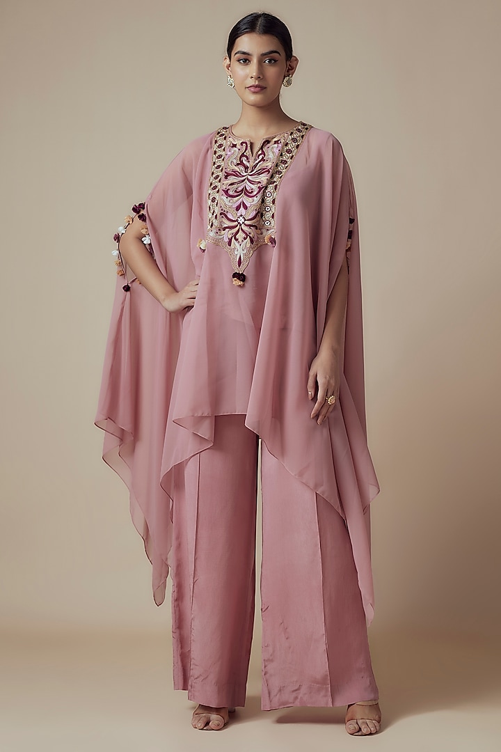 Dusty Pink Georgette Kashmiri Hand Embroidered Kaftan Set by Yoshita Couture at Pernia's Pop Up Shop