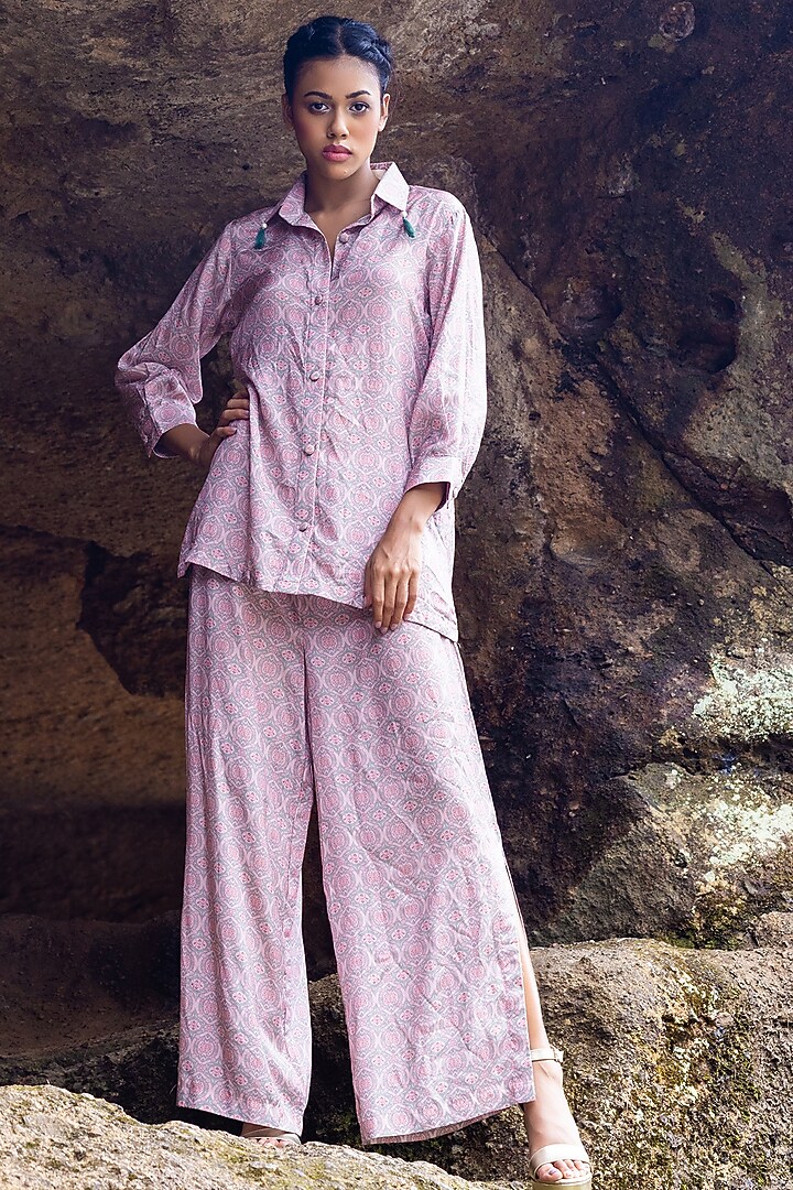 Blush Pink Pure Muslin Printed Co-Ord Set by Yogita Kadam at Pernia's Pop Up Shop
