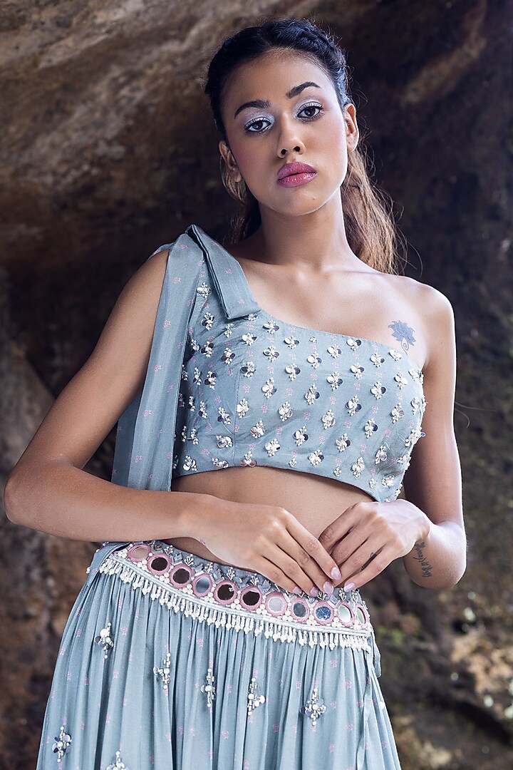 Pastel Green Pure Muslin Embroidered Layered Skirt Set by Yogita Kadam at Pernia's Pop Up Shop