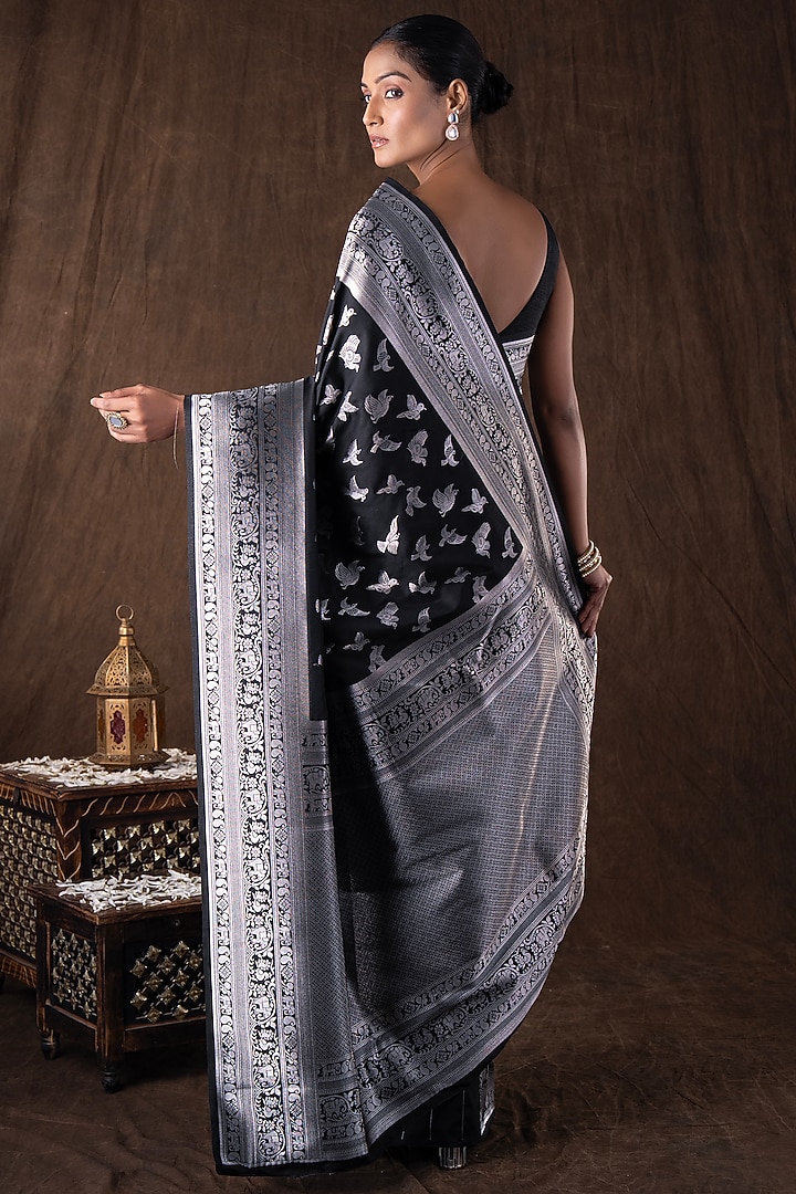 Black Pure Silk banarasi Handloom Party Wear Saree Set by Zal From Benaras at Pernia's Pop Up Shop