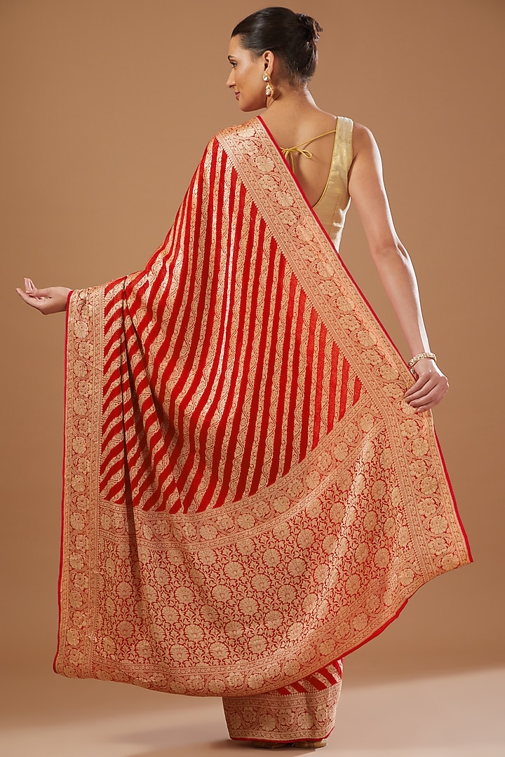 Red Chiffon Banarasi Handloom Party Wear Saree Set by Zal From Benaras at Pernia's Pop Up Shop