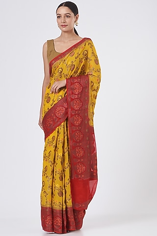 Yellow & Red Pure Chiffon Handloom Saree Set by Zal From Benaras