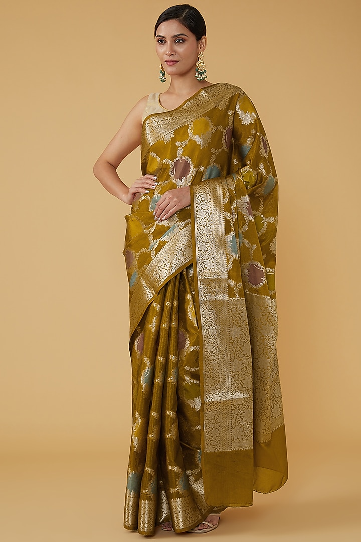Yellow Pure Silk Banarasi Handloom Festive Saree Set by Zal From Benaras at Pernia's Pop Up Shop