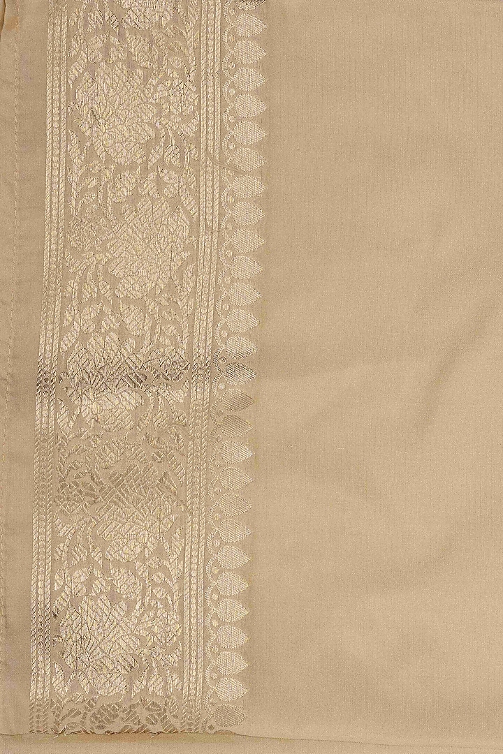 Cream Katan Silk Banarasi Party Wear Saree Set by Zal From Benaras at Pernia's Pop Up Shop