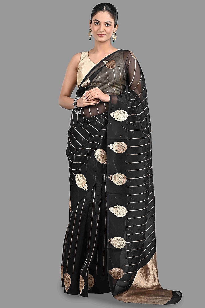 Black Pure Organza Silk Banarasi Handloom Wedding Saree Set by Zal From Benaras at Pernia's Pop Up Shop