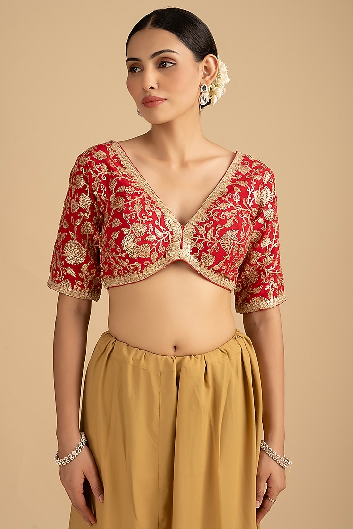 Red Pure Organza Silk Banarasi Handloom Party Wear Saree Set by Zal From Benaras at Pernia's Pop Up Shop