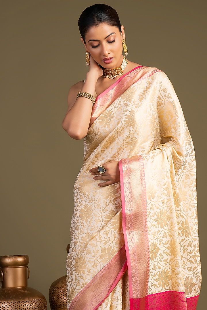 White & Pink Pure Silk Zari Floral Printed Banarasi Handloom Party Wear Saree Set by Zal From Benaras at Pernia's Pop Up Shop