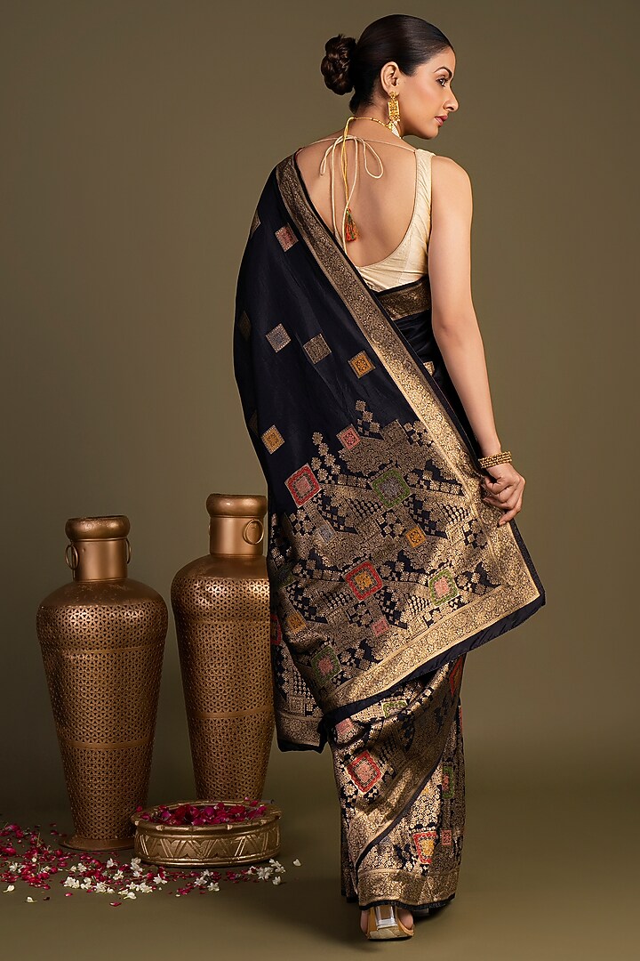 Black Pure Silk Embroidered & Printed Banarasi Handloom Party Wear Saree Set by Zal From Benaras at Pernia's Pop Up Shop