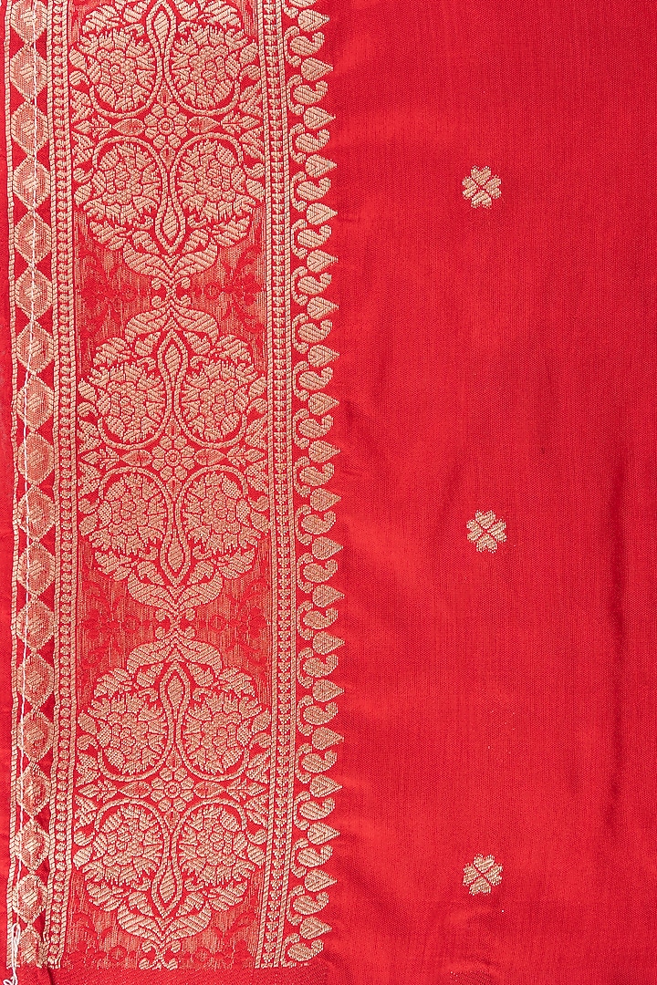 Red Pure Katan Banarasi Silk Handloom Party Wear Saree Set by Zal From Benaras at Pernia's Pop Up Shop