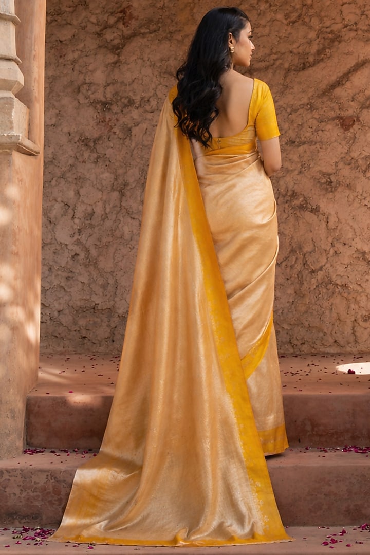 Yellow Pure Tissue Silk Banarasi Brocade Handloom Wedding Saree Set by Zal From Benaras at Pernia's Pop Up Shop