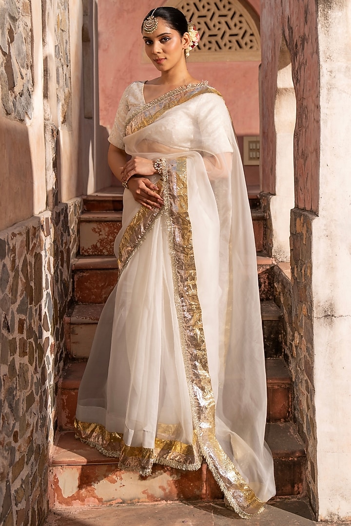 Off-White Pure Organza Handloom Party Wear Saree Set by Zal From Benaras at Pernia's Pop Up Shop