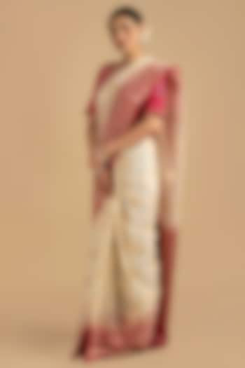 White-Pink Kora Organza Silk Banarasi Handloom Saree Set by Zal From Benaras at Pernia's Pop Up Shop