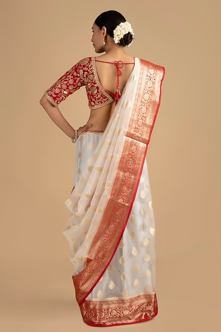 White-Red Kora Organza Silk Banarasi Handloom Party Wear Saree Set by Zal From Benaras at Pernia's Pop Up Shop