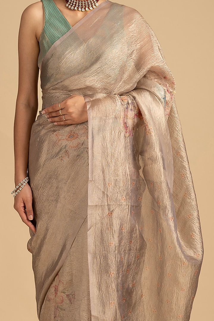 Beige Crushed Tissue Silk Banarasi Handloom Festive Saree Set by Zal From Benaras at Pernia's Pop Up Shop