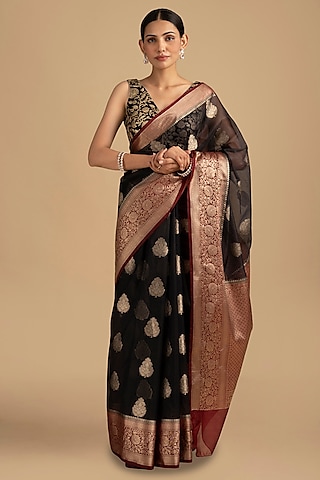 Black-Red Kora Organza Silk Banarasi Handloom Saree Set by Zal From Benaras