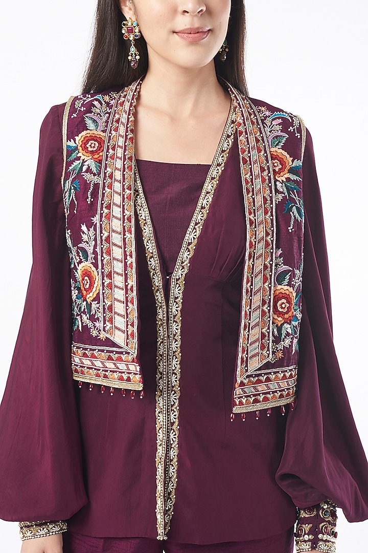 Wine Hand Embroidered Jacket Set by Zamoraa The Label at Pernia's Pop Up Shop