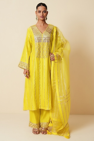 Vibrant Yellow Pure Chanderi Silk Sequins Embellished Kurta Set by Zari Dorie