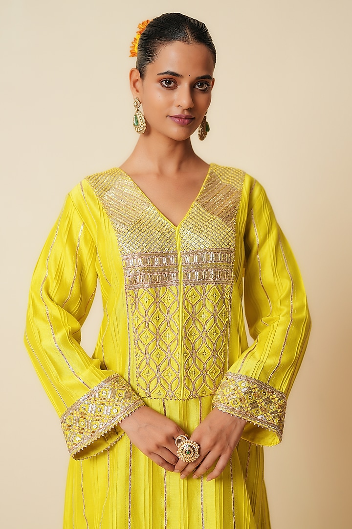 Vibrant Yellow Pure Chanderi Silk Sequins Embellished Kurta Set by Zari Dorie at Pernia's Pop Up Shop