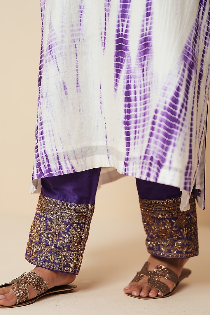 White & Brinjal Chanderi Silk Embellished Kurta Set by Zari Dorie at Pernia's Pop Up Shop
