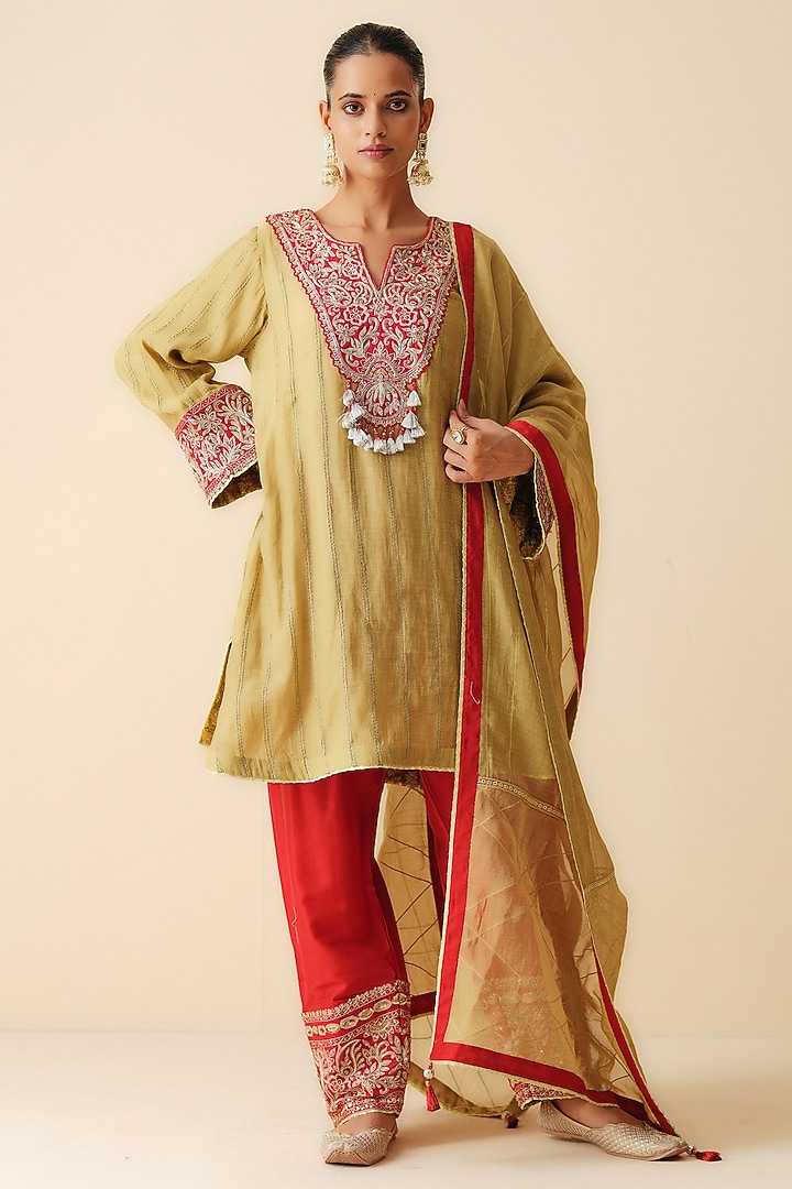 Light Mehndi Green & Red Mul Chanderi Embroidered Kurta Set by Zari Dorie at Pernia's Pop Up Shop