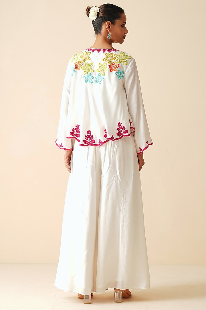 Off-White Muslin Silk Hand & Machine Co-Ord Set by Zari Dorie at Pernia's Pop Up Shop