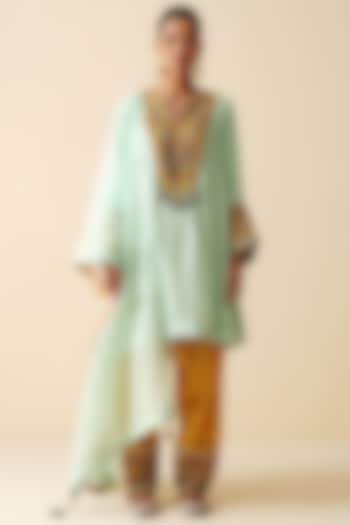 Sea Green & Mustard Mal Chanderi Embellished Kurta Set by Zari Dorie at Pernia's Pop Up Shop
