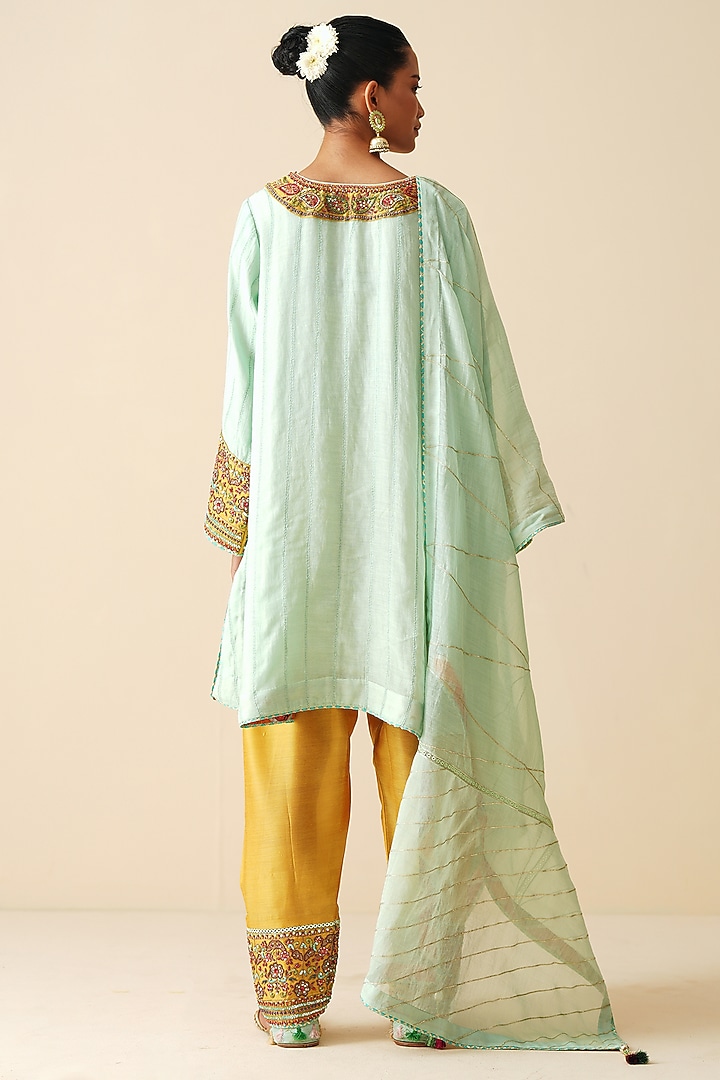 Sea Green & Mustard Mal Chanderi Embellished Kurta Set by Zari Dorie at Pernia's Pop Up Shop