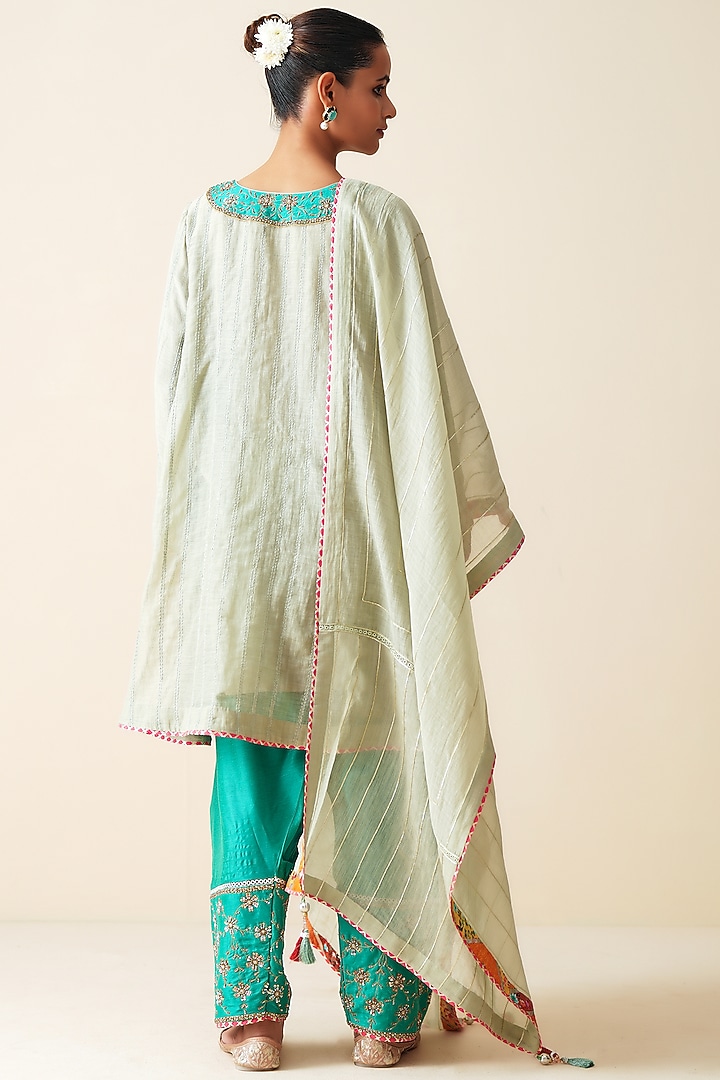 Greenish Grey & Emerald Green Mal Chanderi Embellished Kurta Set by Zari Dorie at Pernia's Pop Up Shop