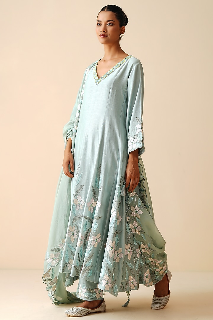 Ice Blue Pure Chanderi Silk Embellished Kurta Set by Zari Dorie at Pernia's Pop Up Shop