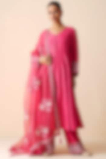 Hot Pink Pure Chanderi Silk Embellished Kurta Set by Zari Dorie at Pernia's Pop Up Shop