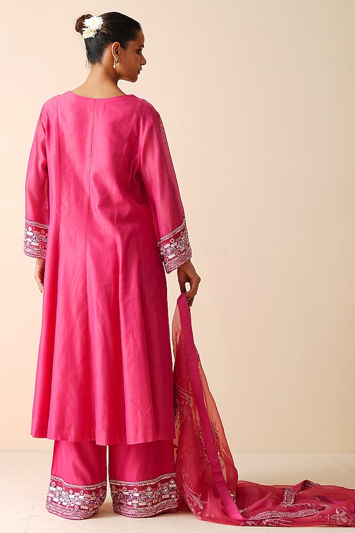 Hot Pink Pure Chanderi Silk Embellished Kurta Set by Zari Dorie at Pernia's Pop Up Shop
