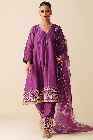 Purple Pure Chanderi Silk Embellished Kurta Set by Zari Dorie