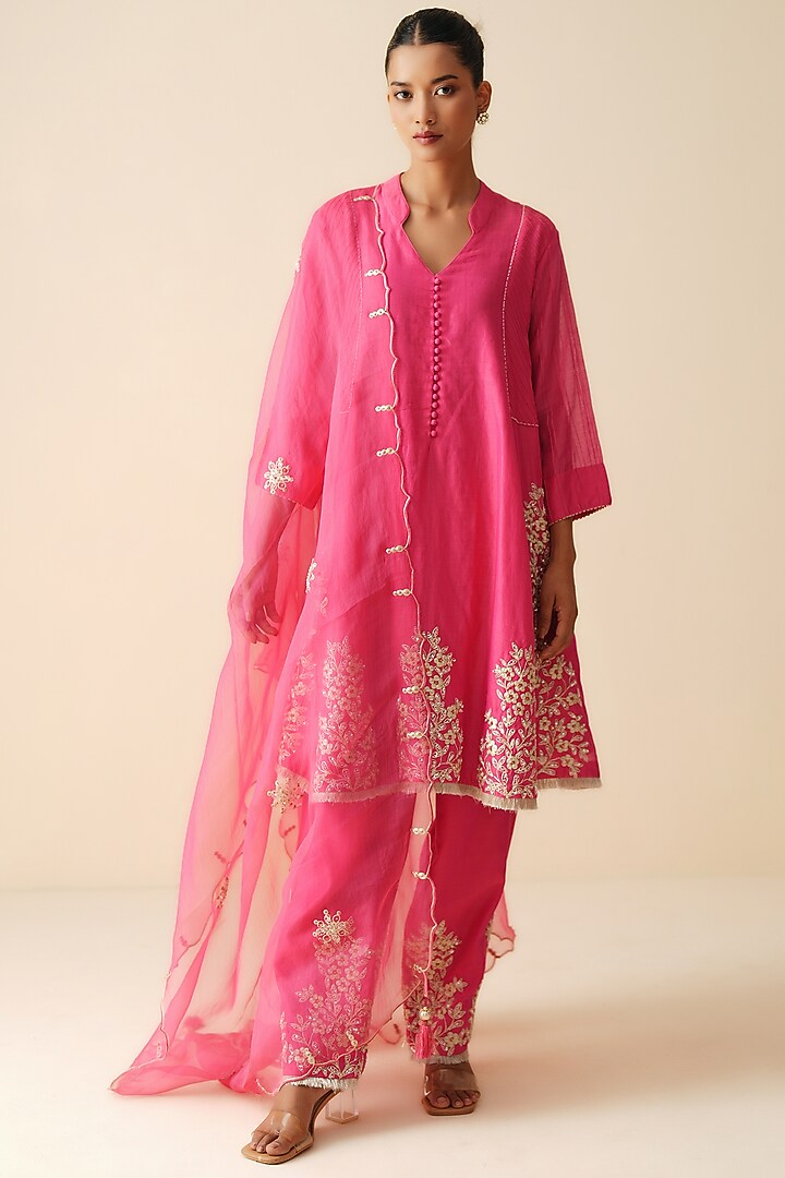 Hot Pink Pure Chanderi Silk Embellished Kurta Set by Zari Dorie at Pernia's Pop Up Shop