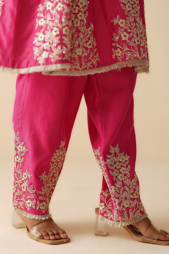 Hot Pink Pure Chanderi Silk Embellished Kurta Set by Zari Dorie at Pernia's Pop Up Shop