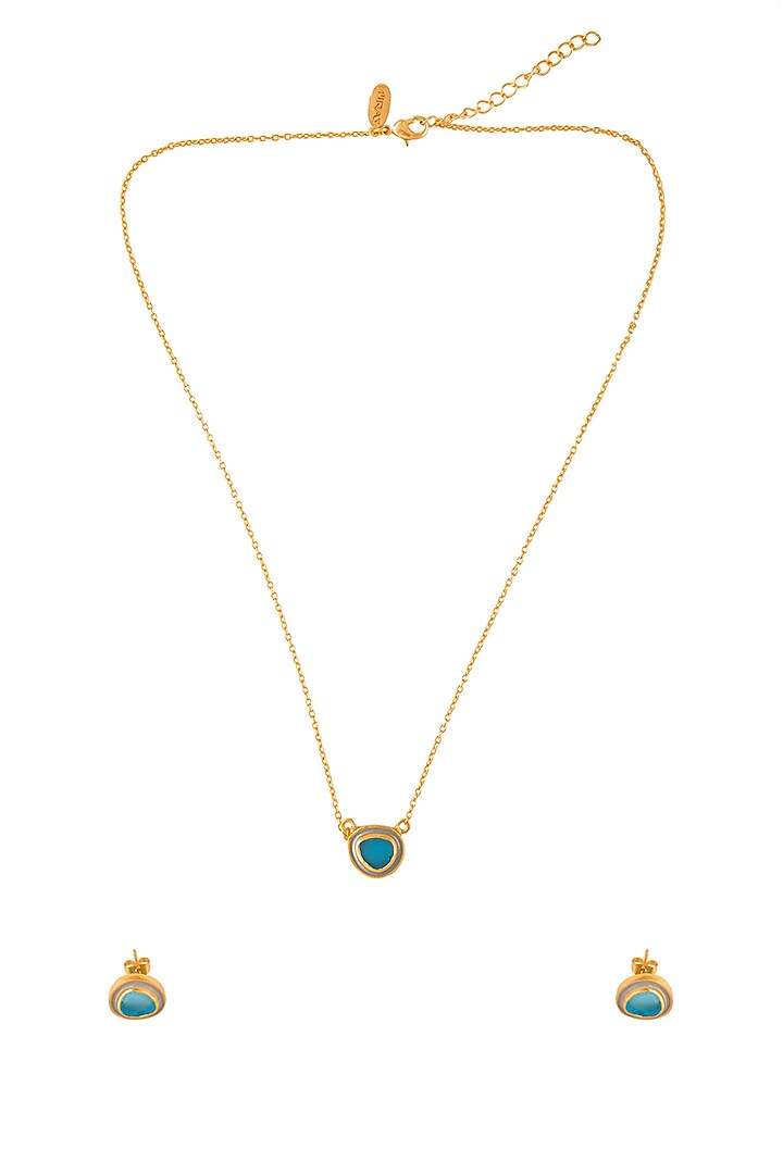 Gold Plated Pendant Necklace Set In Gift Box by Zariin