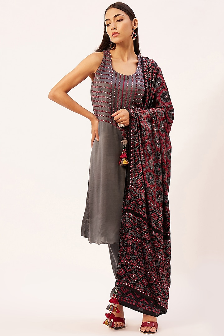 Grey Modal Satin Embroidered Kurta Set by Zariya The Label