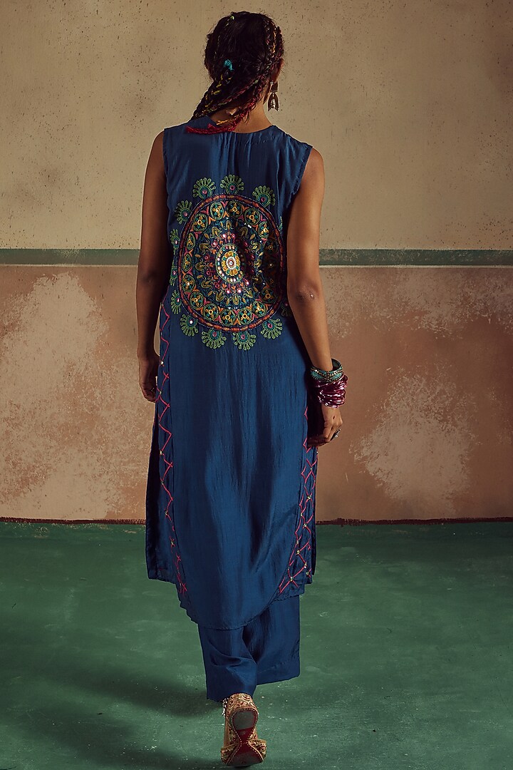 Blue Bemberg Silk Mandala Embroidered A-Line Kurta Set by Zariya The Label at Pernia's Pop Up Shop