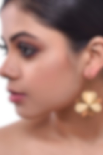 Two-Tone Finish Floral Dangler Earrings by ZAZA BY SOMYA at Pernia's Pop Up Shop