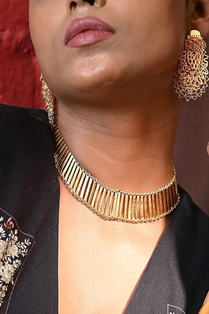 Gold Finish Flexible Jaali Necklace by ZAZA BY SOMYA at Pernia's Pop Up Shop