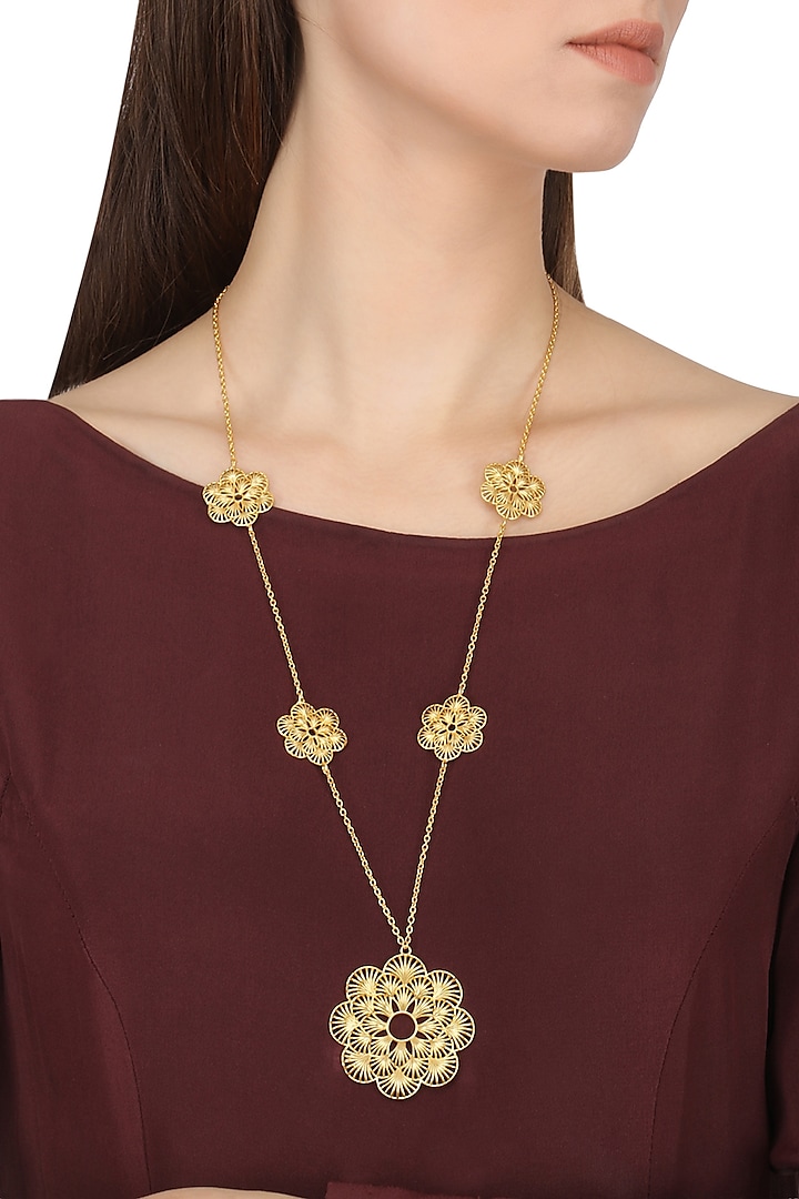 Gold Plated Textured Flower Drop Necklace by Zariin