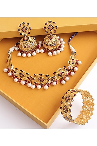 Gold Plated Meenakari Pearl Choker Necklace Set In Gift Box by Zariin