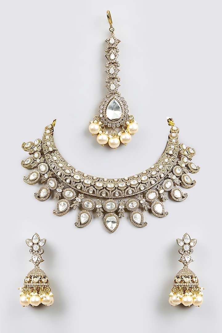 Two-Tone Finish Kundan Polki Necklace Set by Zevar By Geeta at Pernia's Pop Up Shop