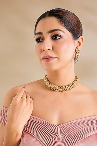 Gold Finish Kundan Polki Temple Choker Necklace Set by Zevar By Geeta