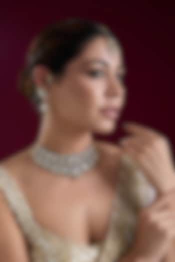 Two Tone Finish Kundan Polki Necklace Set by Zevar by Geeta at Pernia's Pop Up Shop