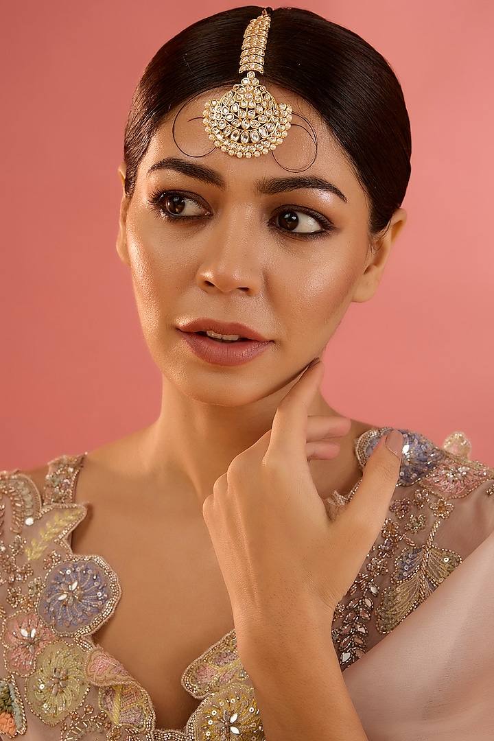 Gold Finish Kundan Polki & Pearl Maangtikka by Zevar By Geeta at Pernia's Pop Up Shop