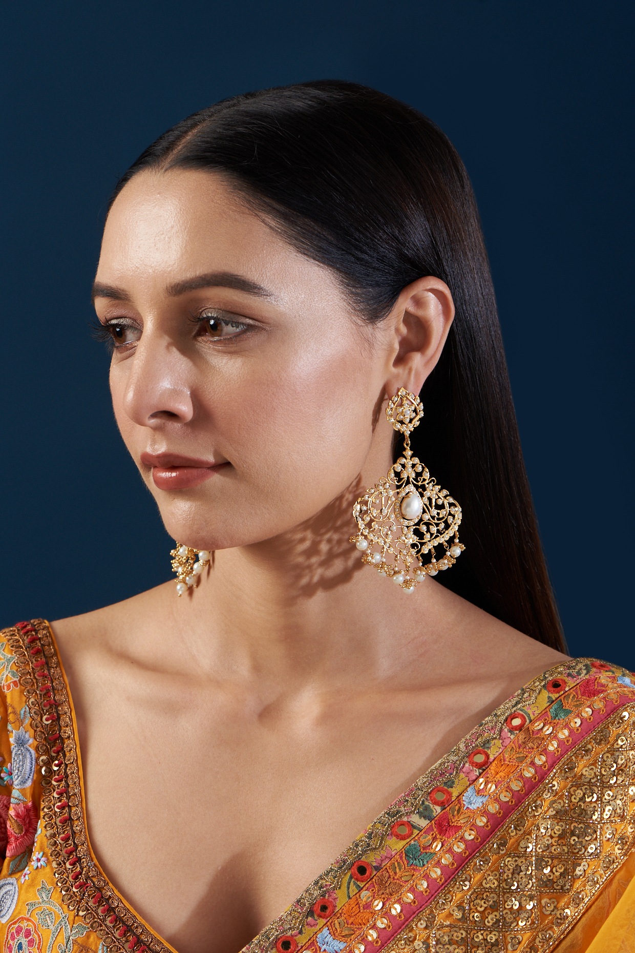 Dangling Gold Earrings In 22K Gold For Women - Lagu Bandhu