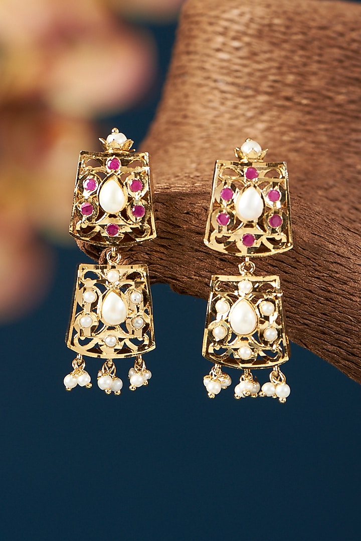 Gold Plated Kundan Polki & Jadau Stone Necklace Set by Zevar By Geeta at Pernia's Pop Up Shop